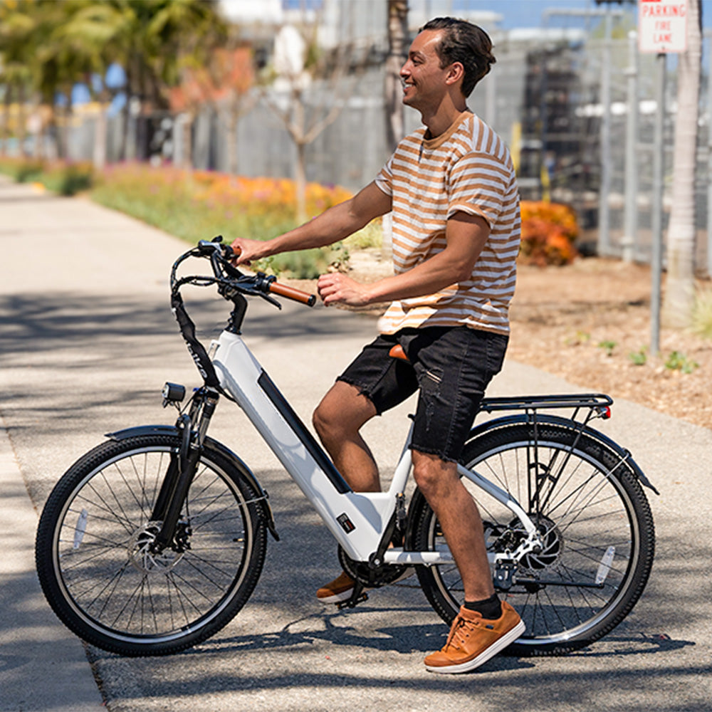 Electric city bike VOMO
