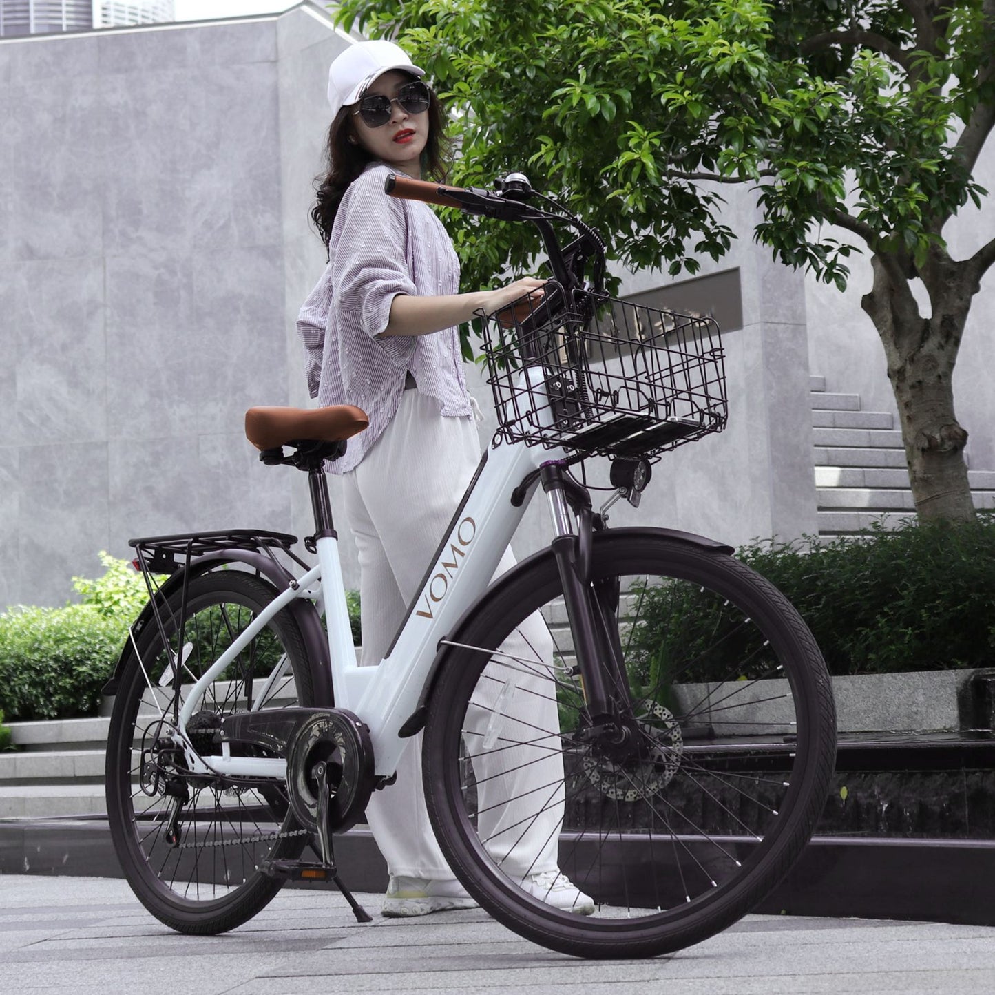 Electric city bike VOMO